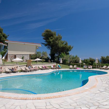 Alkion Hotel Kriopigi Bagian luar foto
