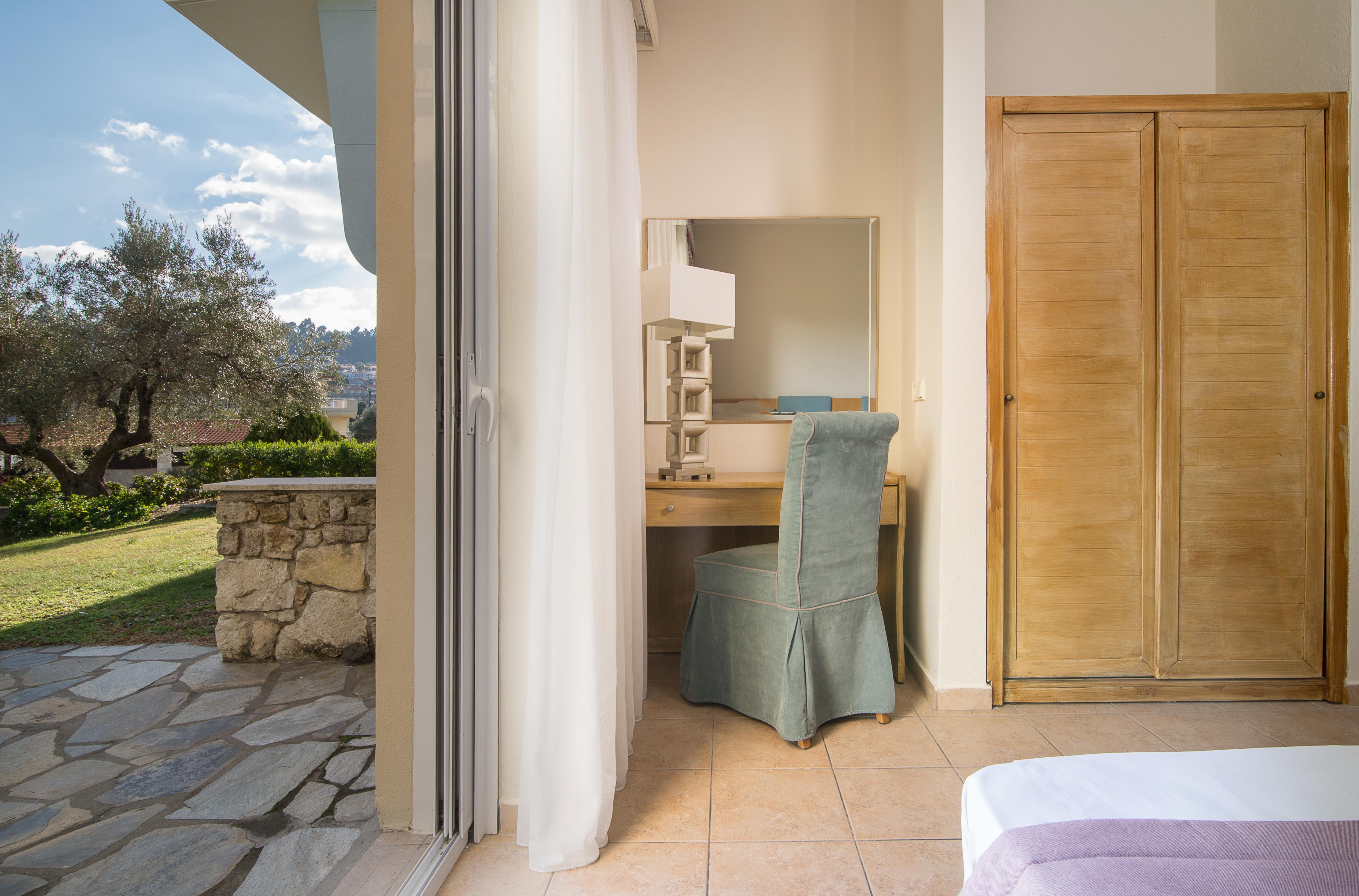 Alkion Hotel Kriopigi Bagian luar foto