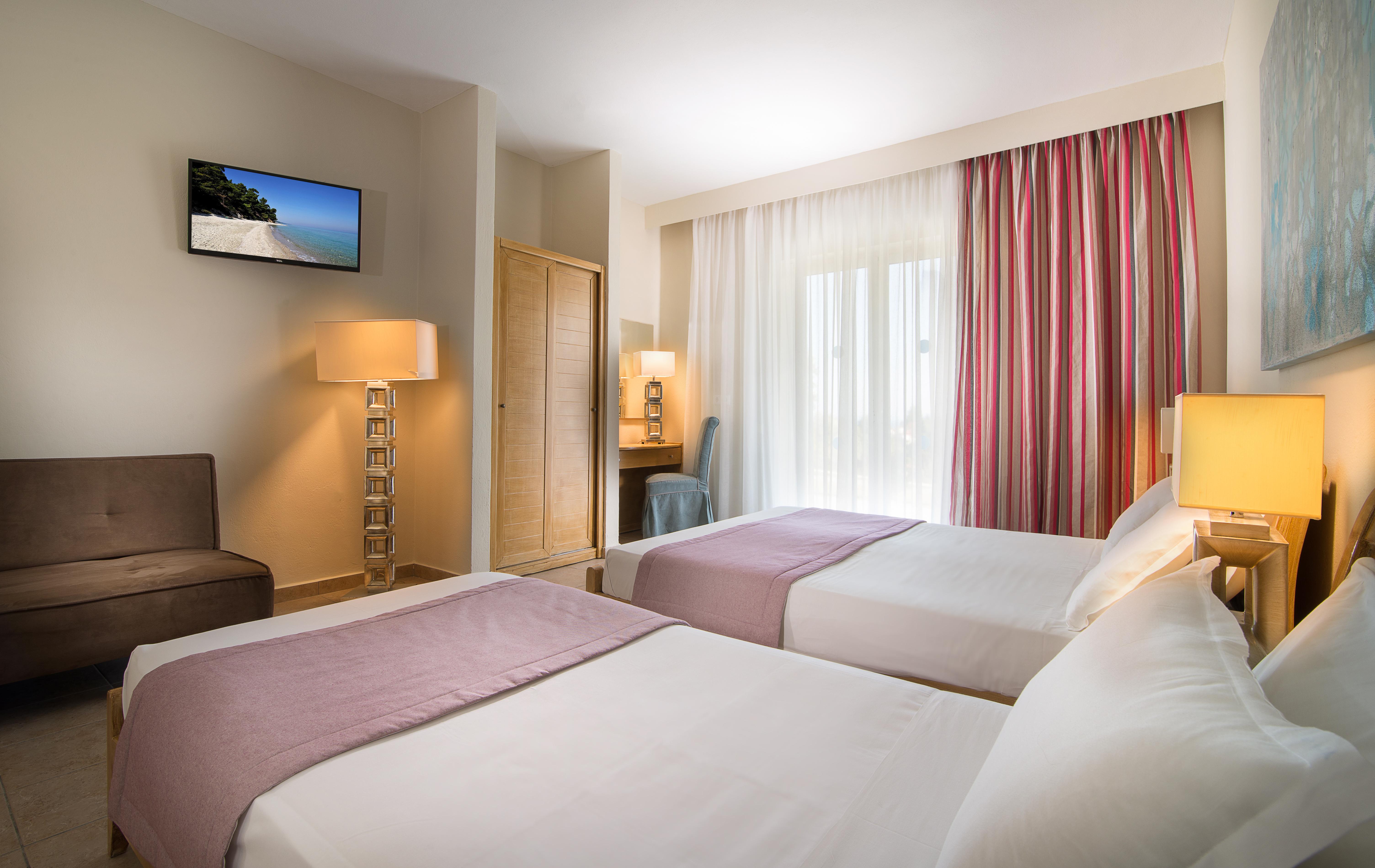 Alkion Hotel Kriopigi Bagian luar foto