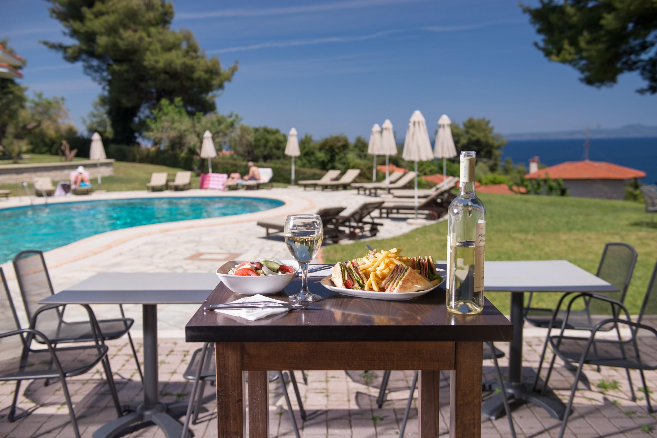Alkion Hotel Kriopigi Bagian luar foto