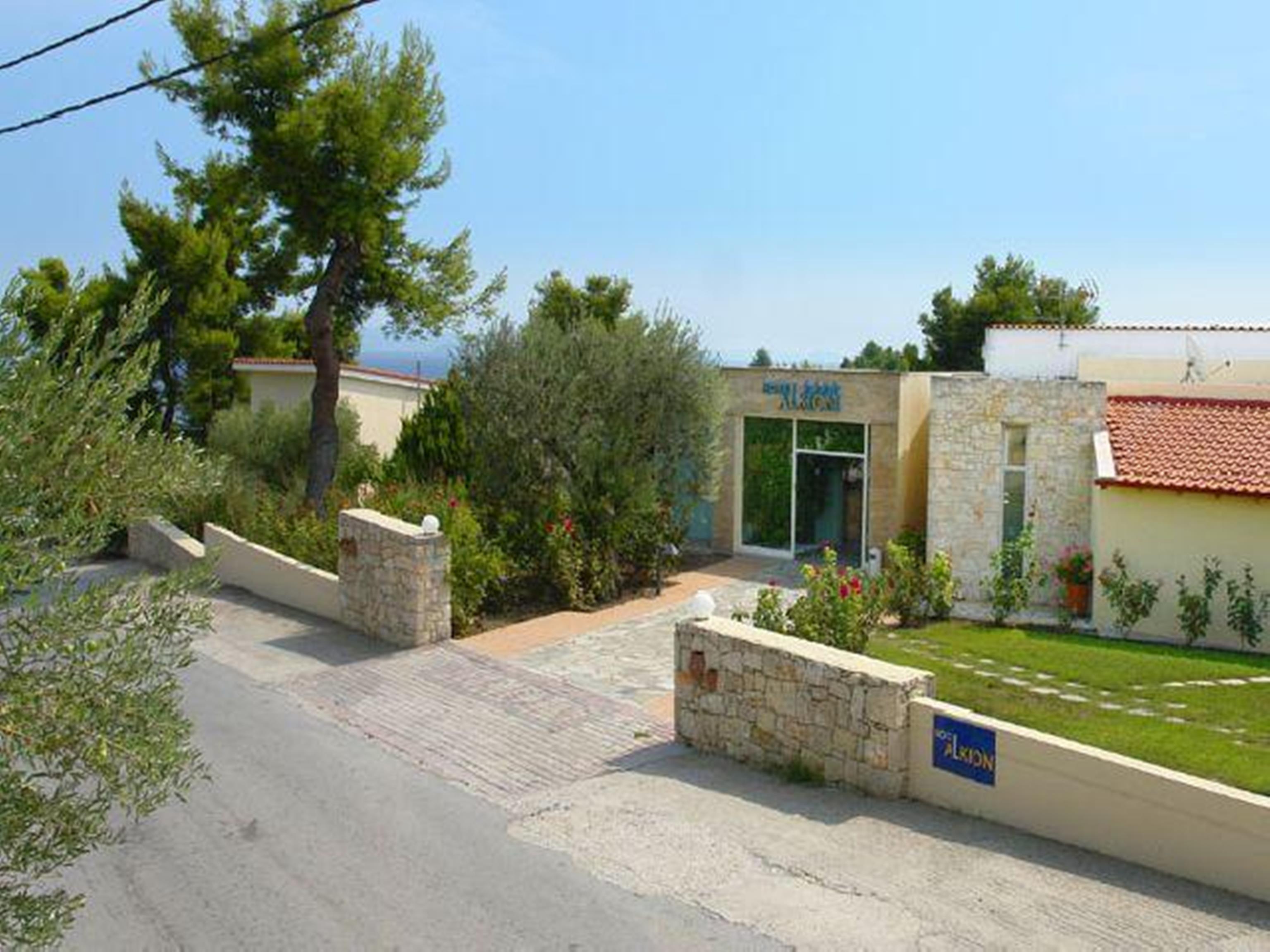Alkion Hotel Kriopigi Bagian luar foto
