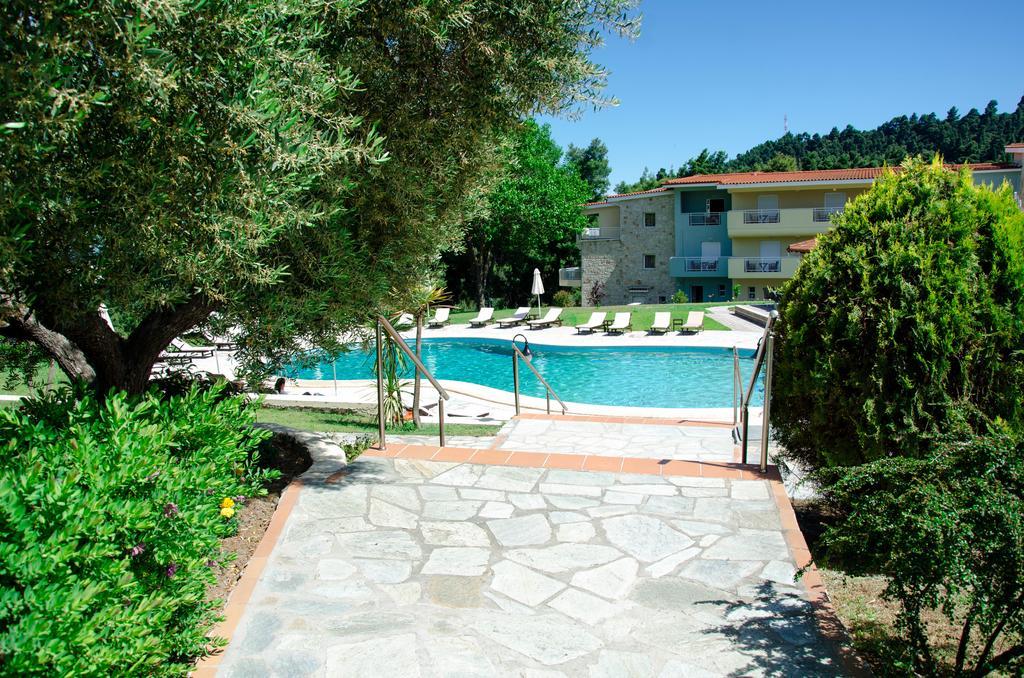 Alkion Hotel Kriopigi Bagian luar foto