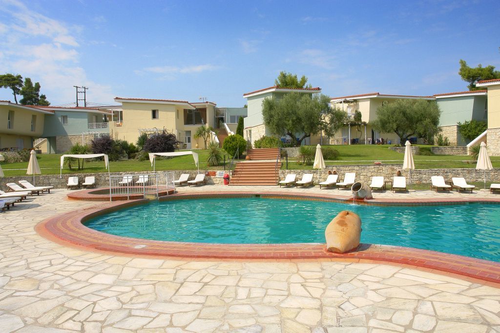 Alkion Hotel Kriopigi Bagian luar foto