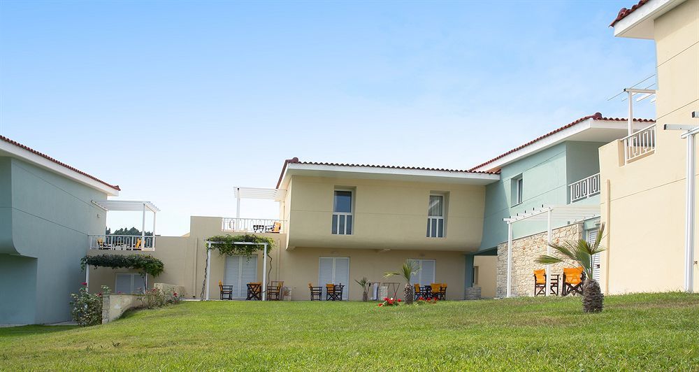 Alkion Hotel Kriopigi Bagian luar foto